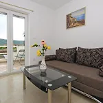 Апартаменты With Sea View I