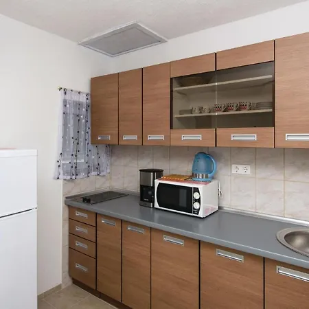 Beautiful In Poljica With Wifi Apartment *